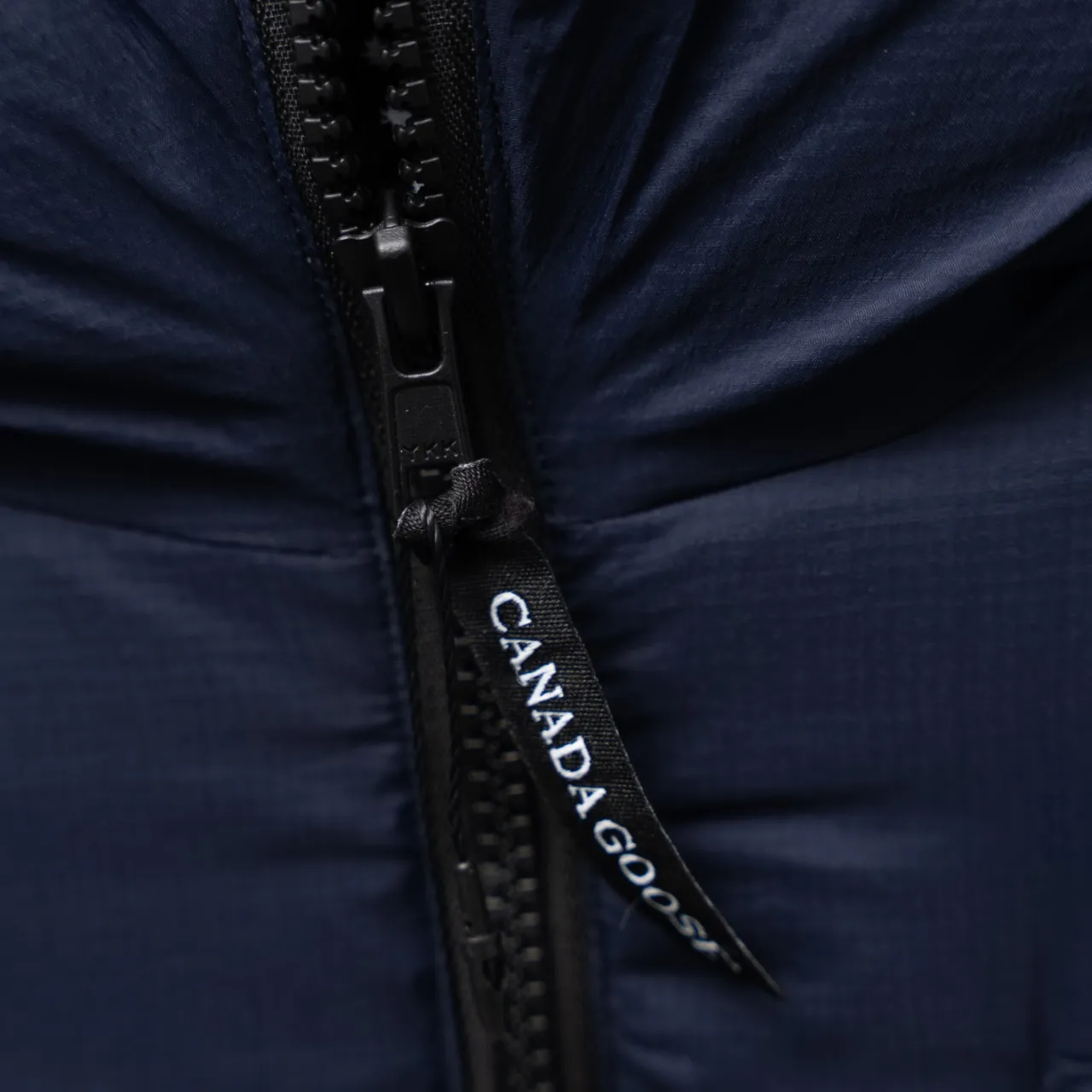 P880 CANADA GOOSE丨Canada Goose 5078 single zipper armband hooded down jacket Color: Dark Blue Size: XS-XL